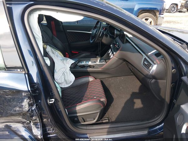 2022 GENESIS G70 3.3T AWD