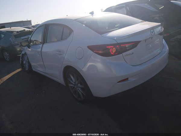 2017 MAZDA MAZDA3 GRAND TOURING