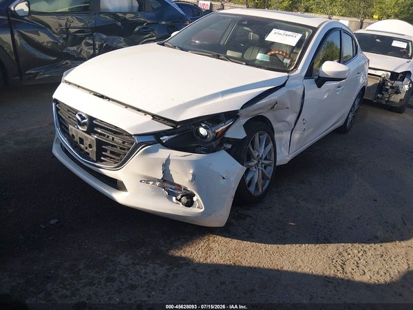 2017 MAZDA MAZDA3 GRAND TOURING