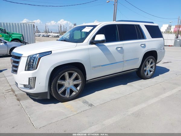 2018 CADILLAC ESCALADE PREMIUM LUXURY