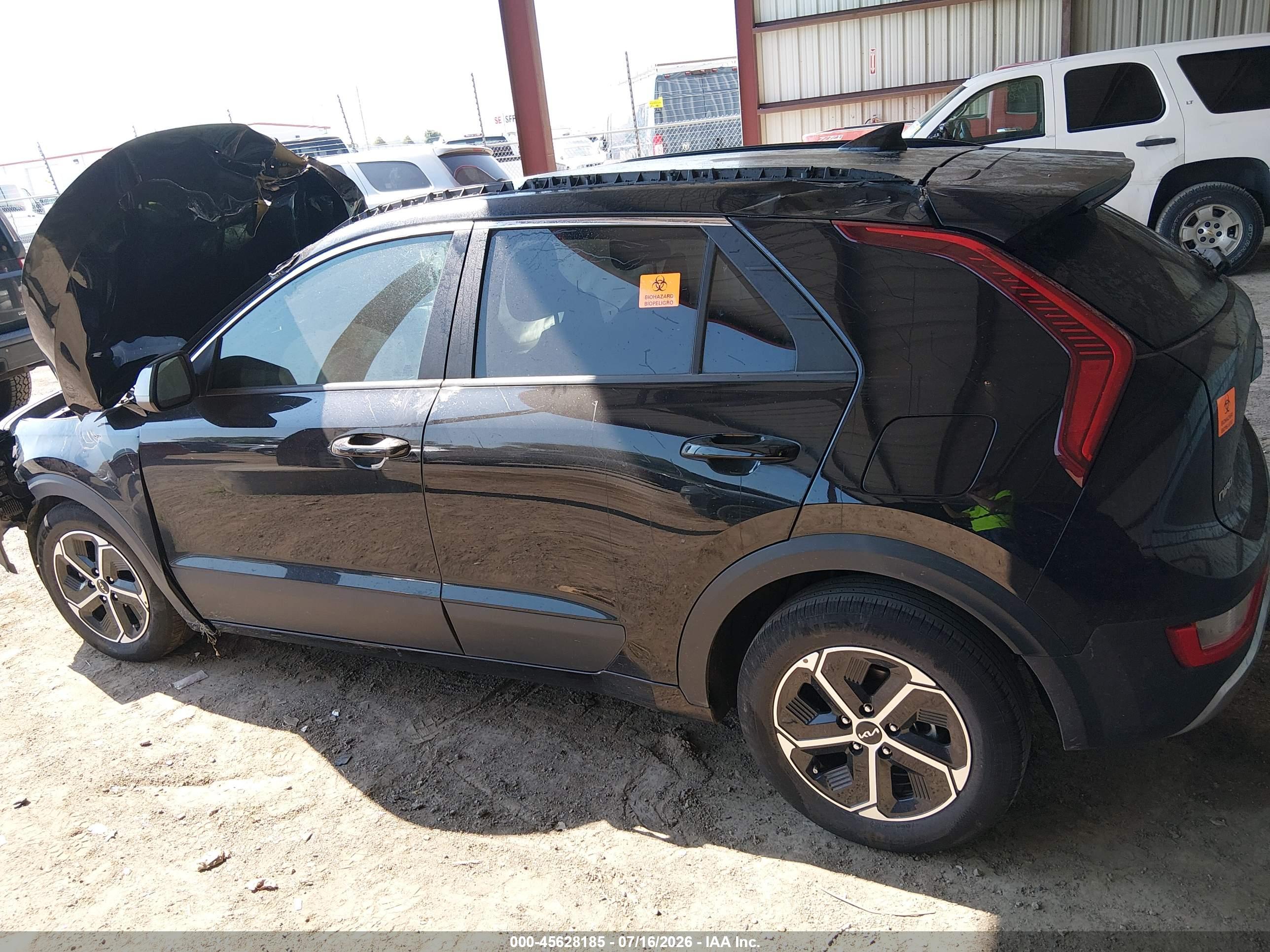 2024 KIA NIRO LX
