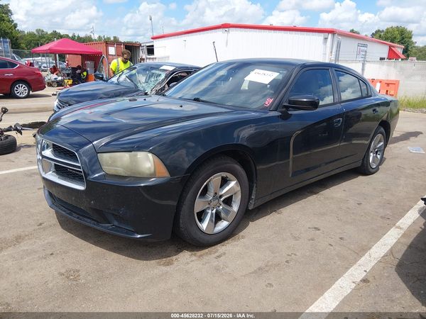 2014 DODGE CHARGER SE