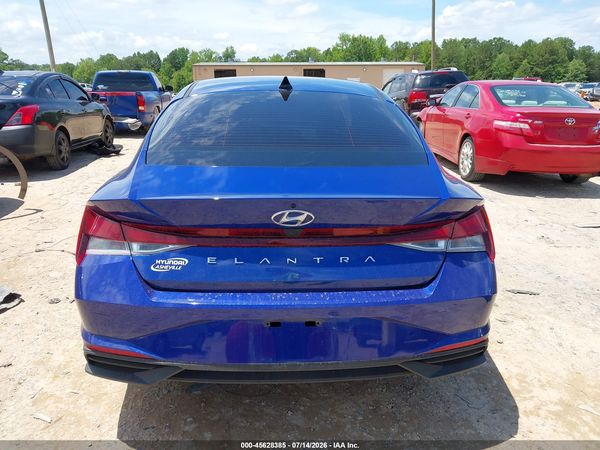 2023 HYUNDAI ELANTRA SE