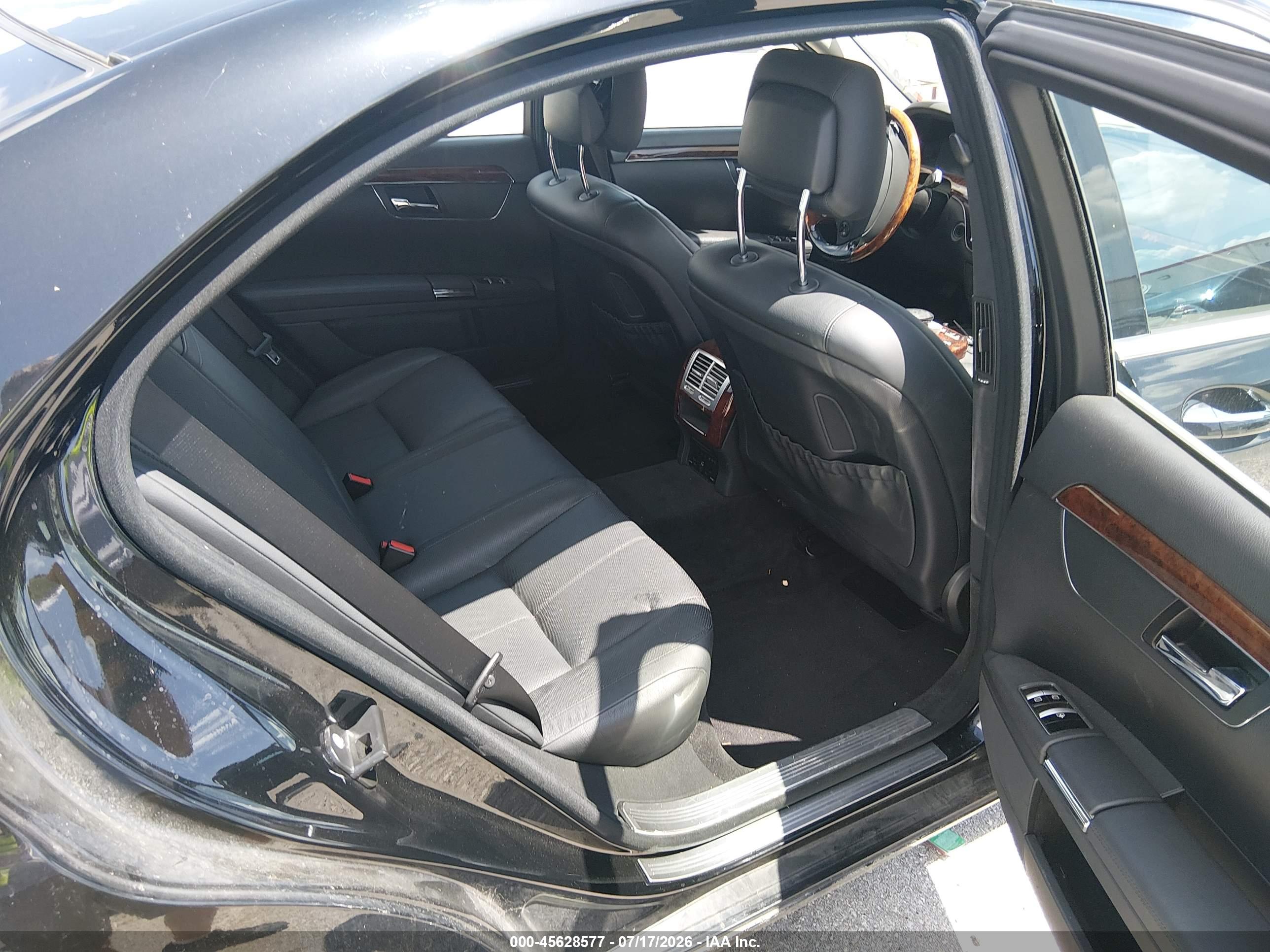 2009 MERCEDES-BENZ S 550 S550 4-MATIC