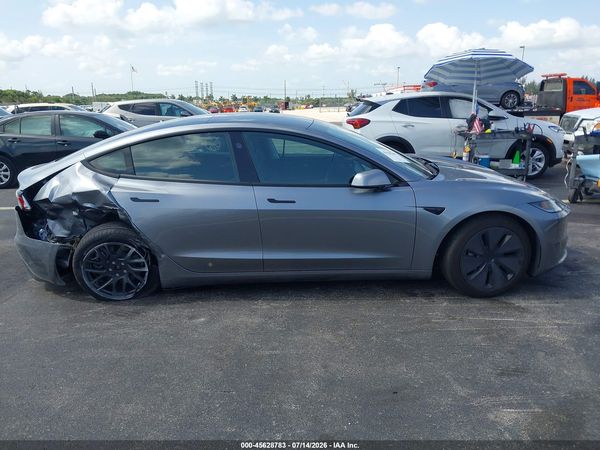 2026 TESLA MODEL 3