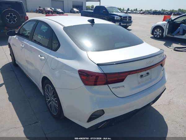 2023 KIA FORTE GT-LINE
