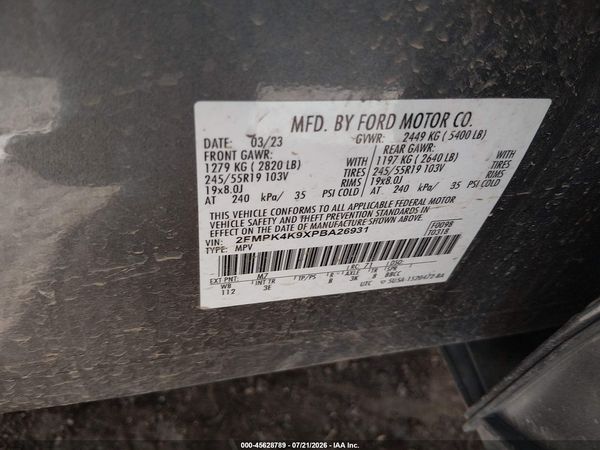 2023 FORD EDGE TITANIUM — I9