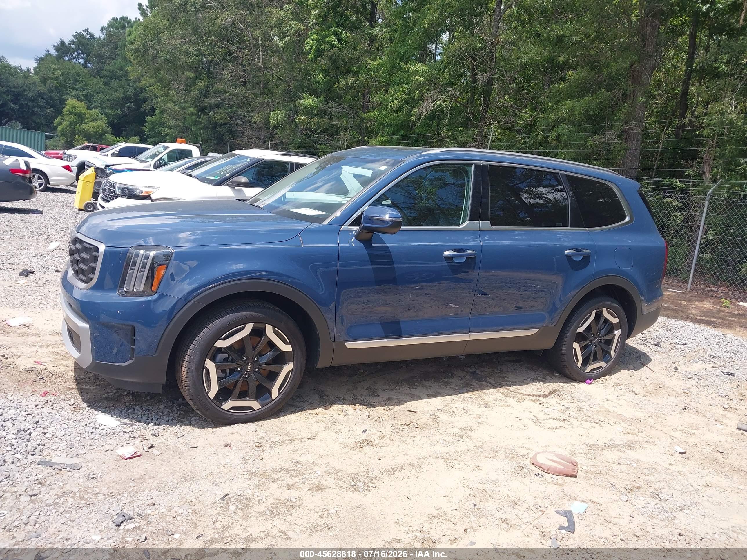 2025 KIA TELLURIDE S