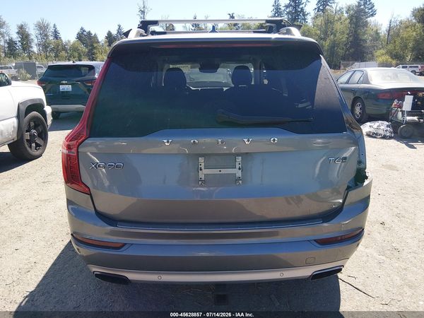2017 VOLVO XC90 T6 MOMENTUM