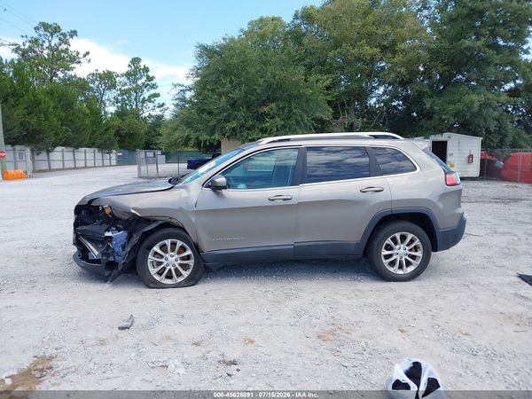 2019 JEEP CHEROKEE LATITUDE FWD