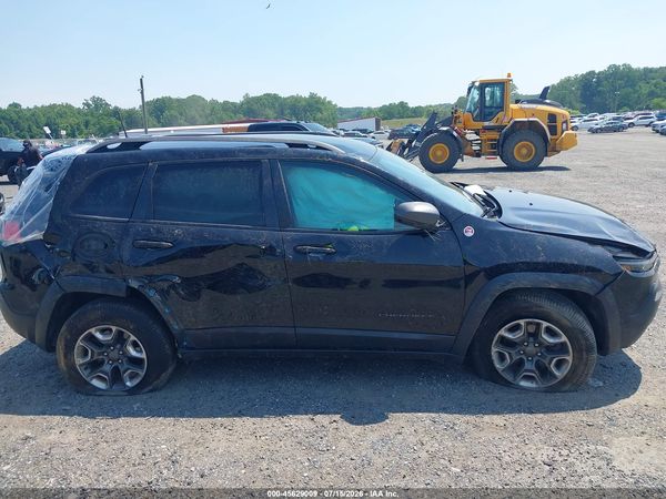 2019 JEEP CHEROKEE TRAILHAWK 4X4