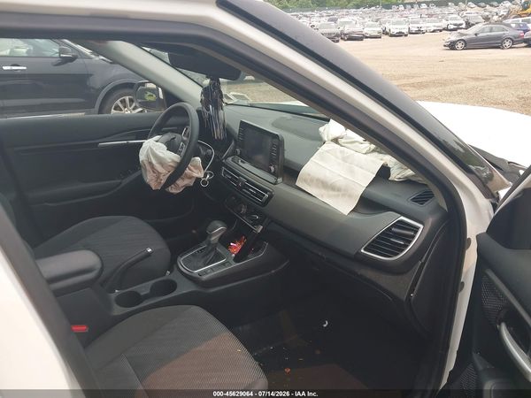2023 KIA SELTOS LX