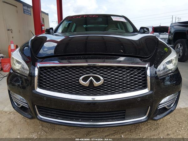 2016 INFINITI Q70L 3.7