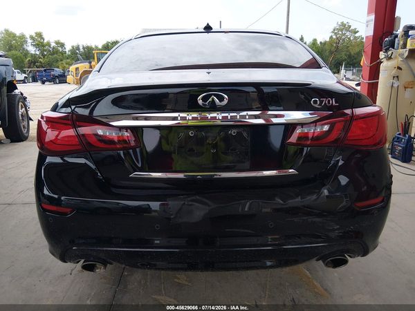 2016 INFINITI Q70L 3.7