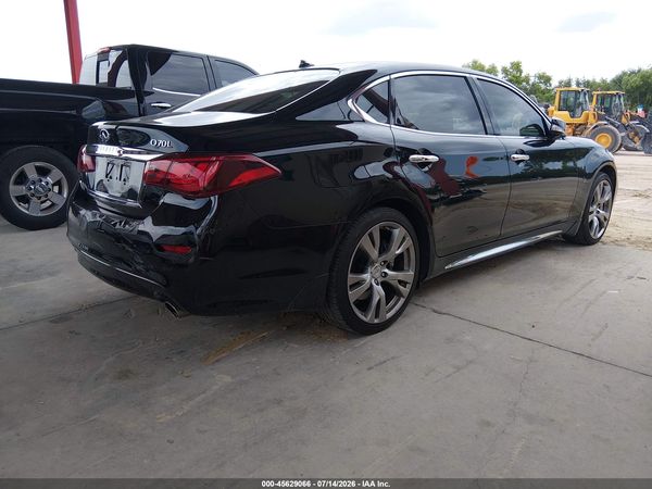 2016 INFINITI Q70L 3.7
