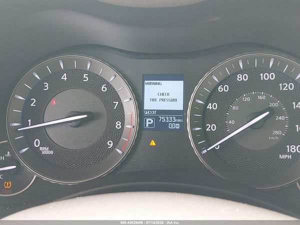 2016 INFINITI Q70L 3.7