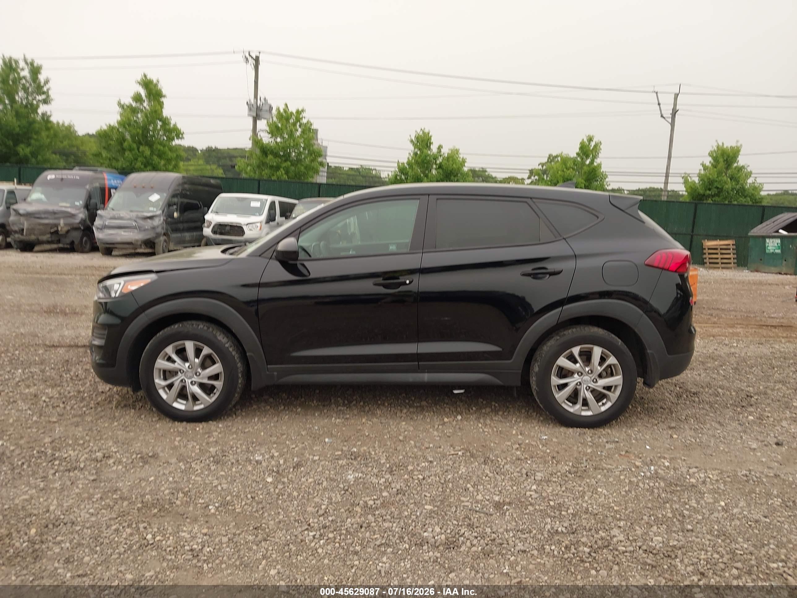 2020 HYUNDAI TUCSON SE