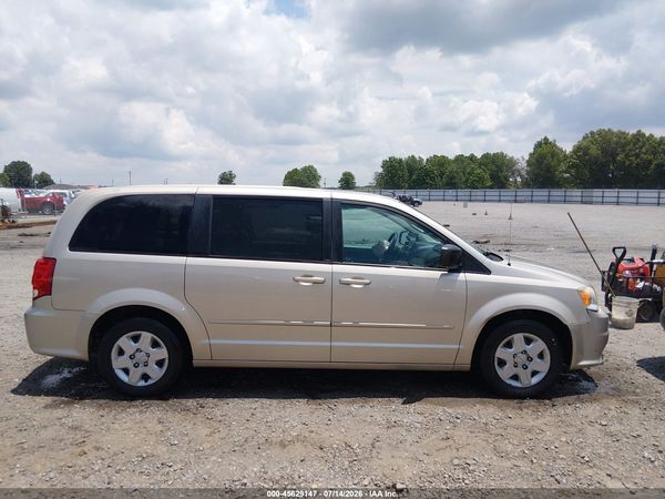 2013 DODGE GRAND CARAVAN SE