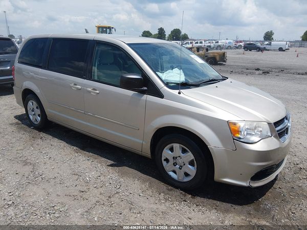 2013 DODGE GRAND CARAVAN SE