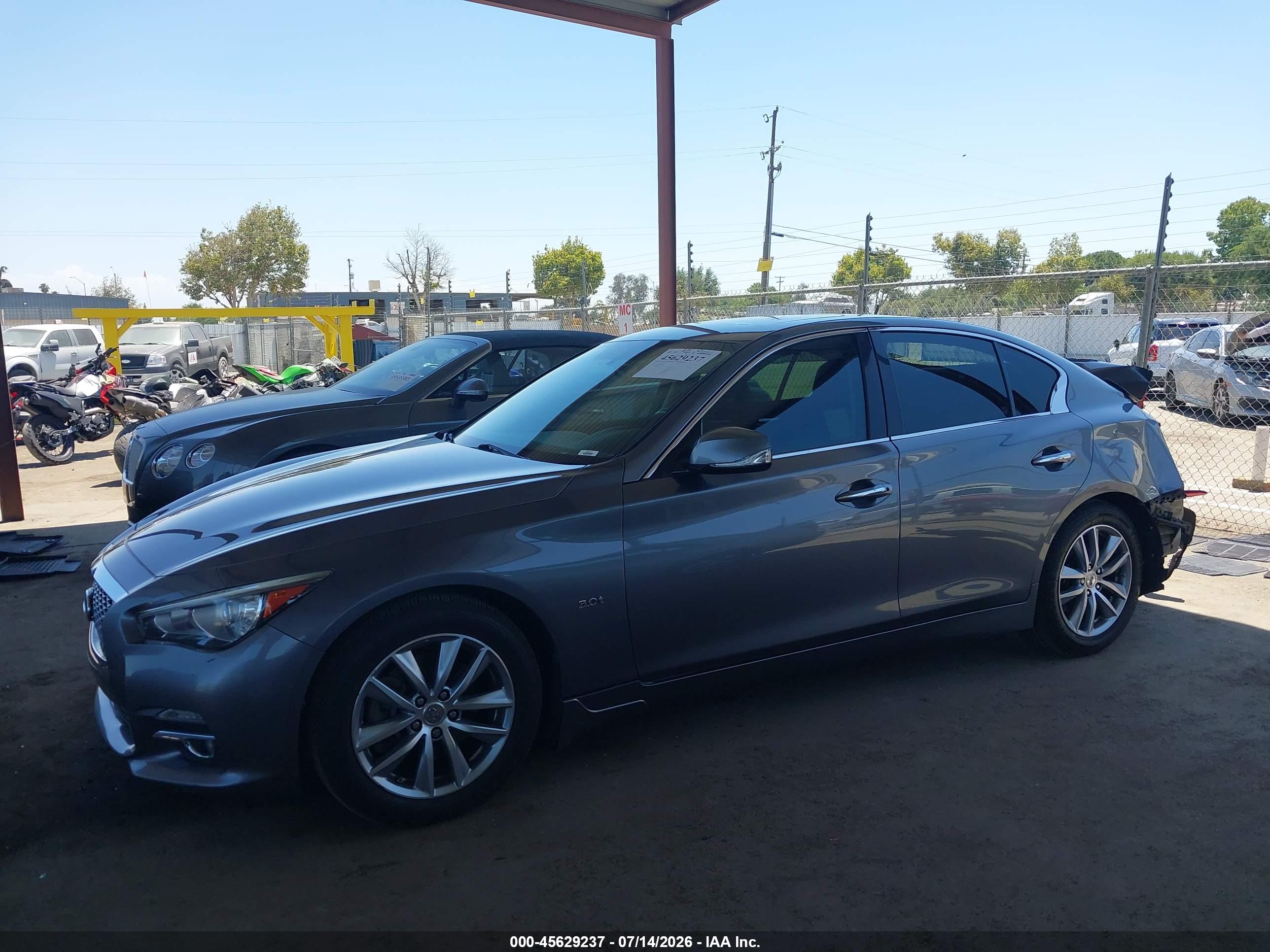 2016 INFINITI Q50 3.0T PREMIUM