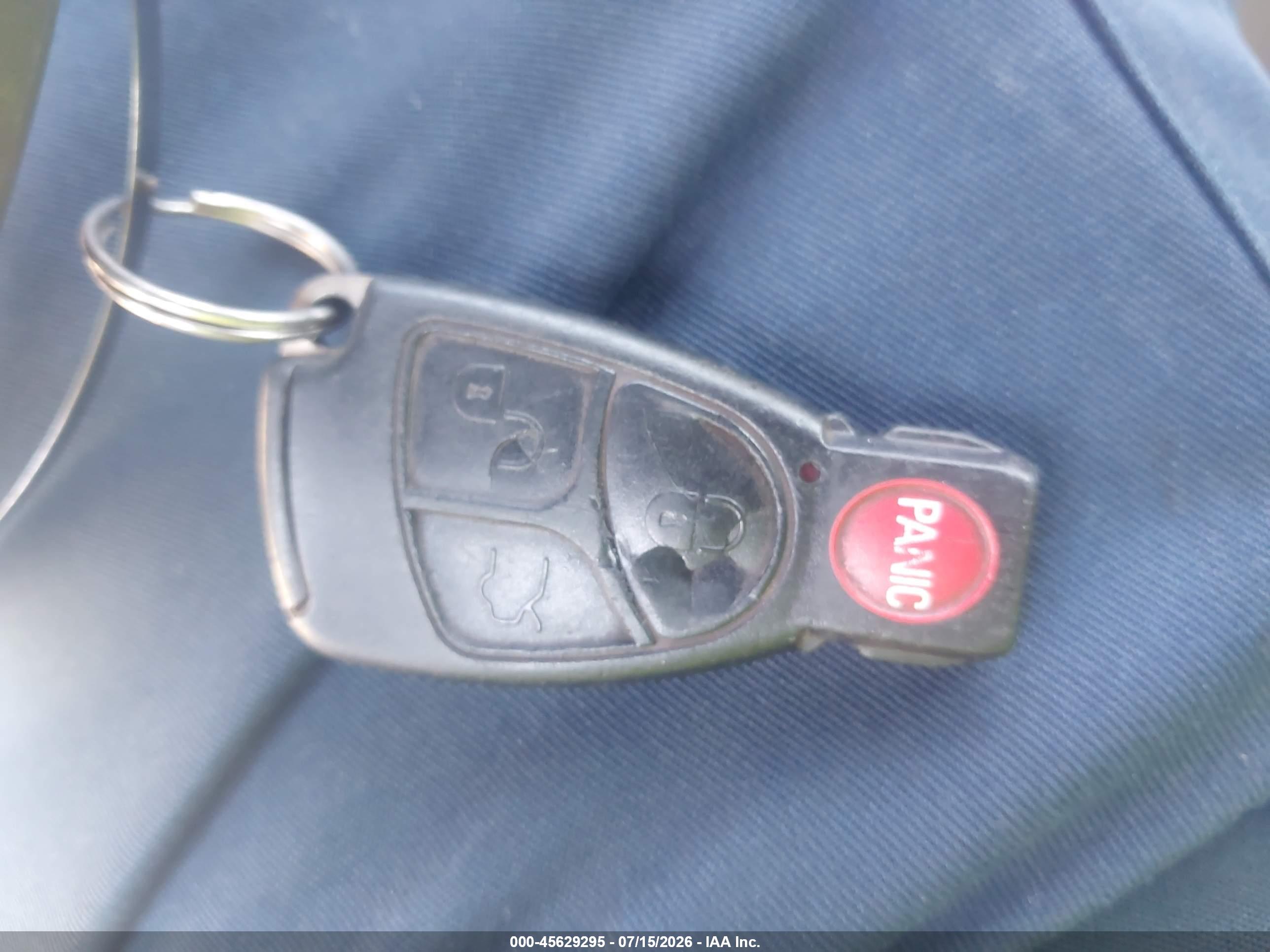 2001 MERCEDES-BENZ E 320