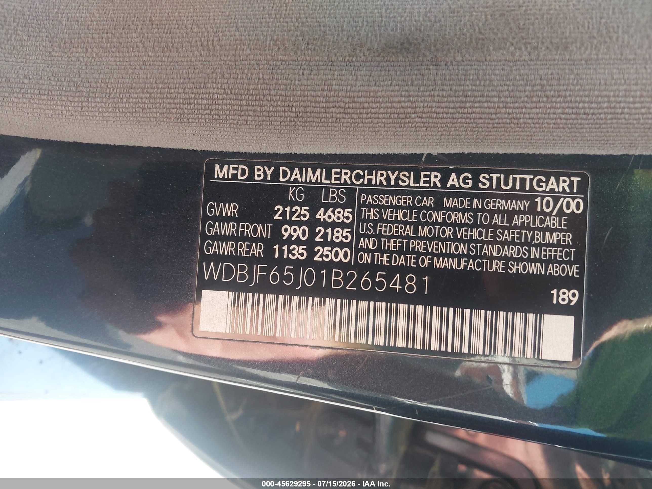 2001 MERCEDES-BENZ E 320