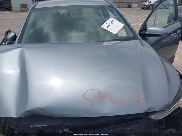 2020 HYUNDAI KONA SE