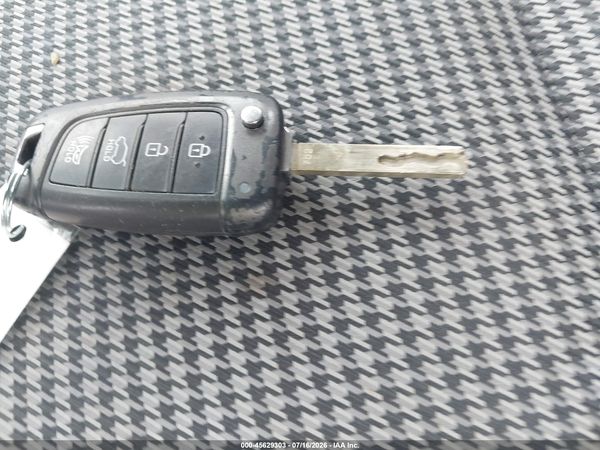2020 HYUNDAI KONA SE