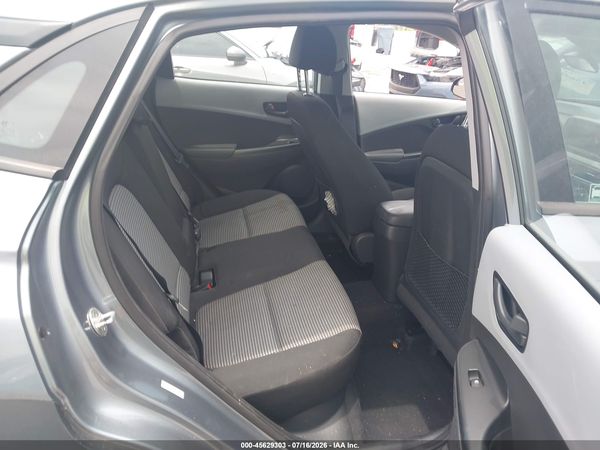 2020 HYUNDAI KONA SE