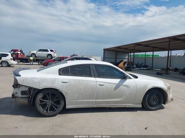 2018 DODGE CHARGER SXT RWD