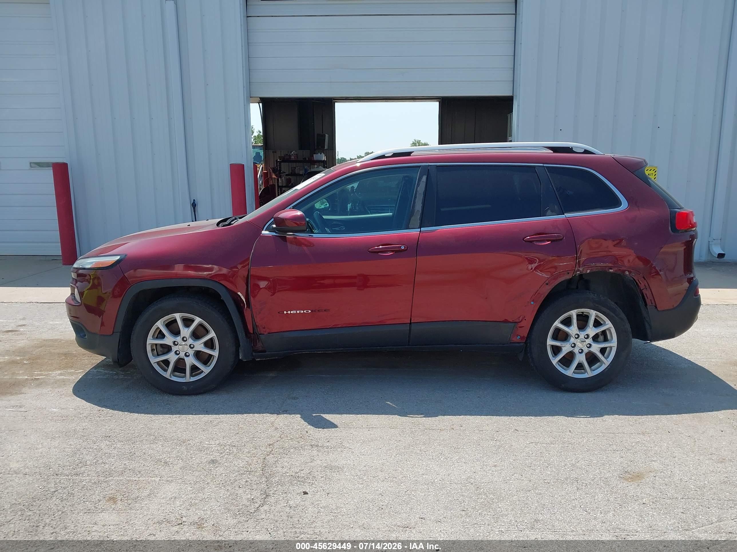 2018 JEEP CHEROKEE LATITUDE FWD