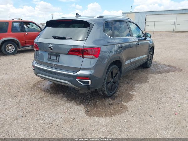 2022 VOLKSWAGEN TAOS 1.5T SE — I4