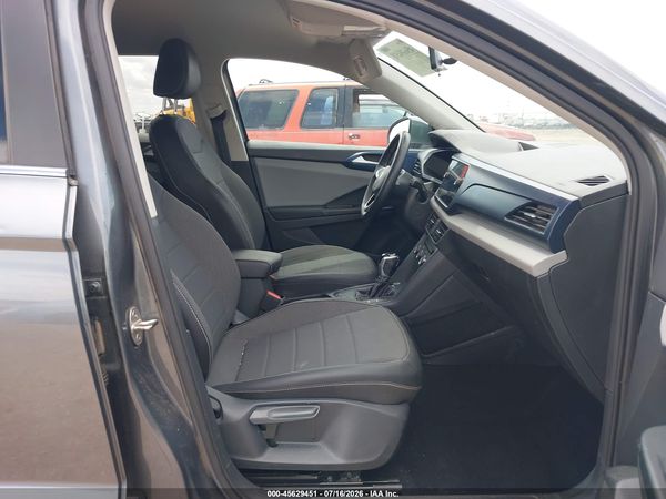 2022 VOLKSWAGEN TAOS 1.5T SE — I5