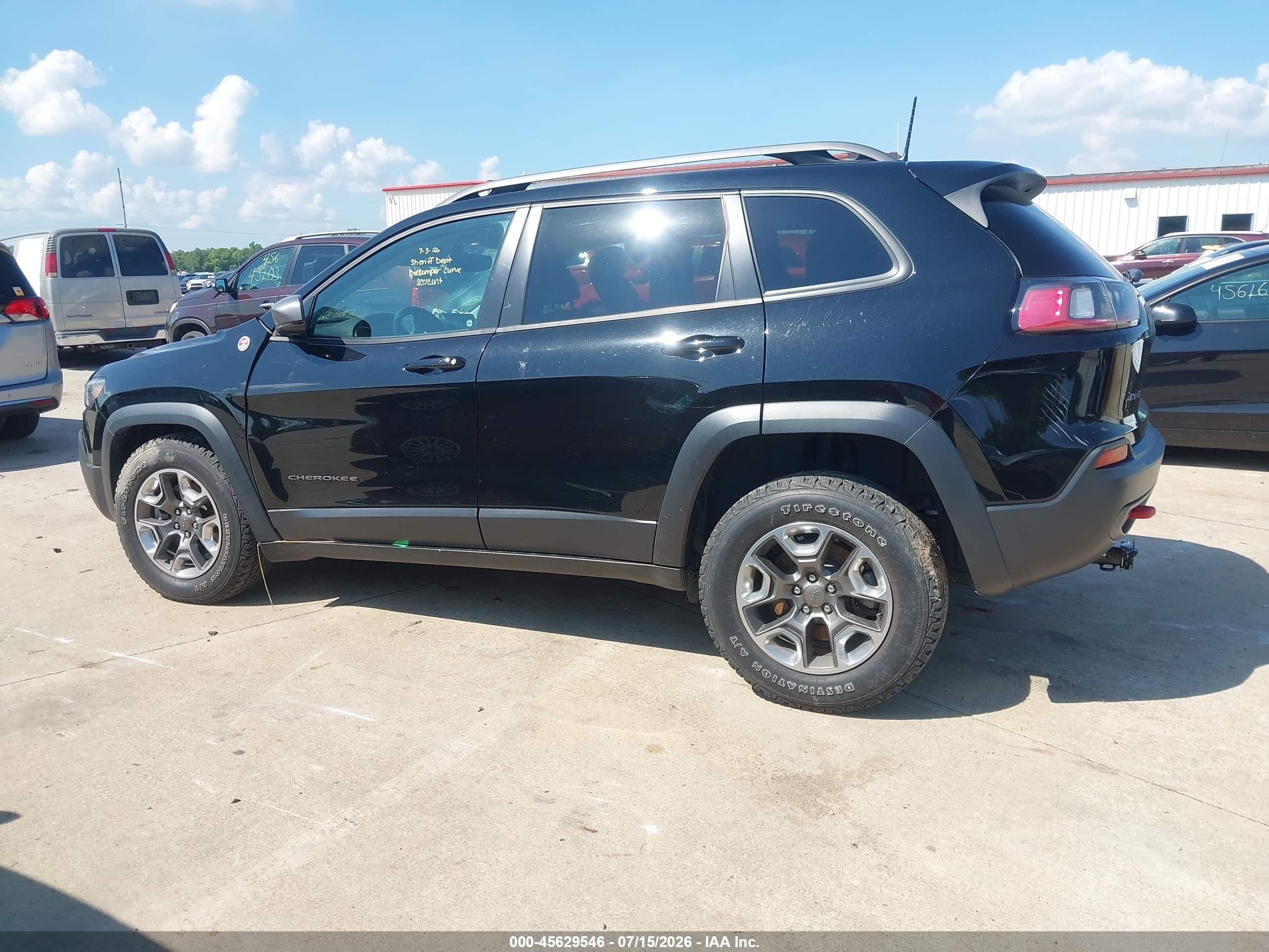 2019 JEEP CHEROKEE TRAILHAWK 4X4
