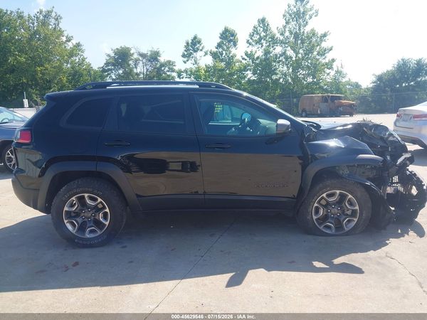 2019 JEEP CHEROKEE TRAILHAWK 4X4