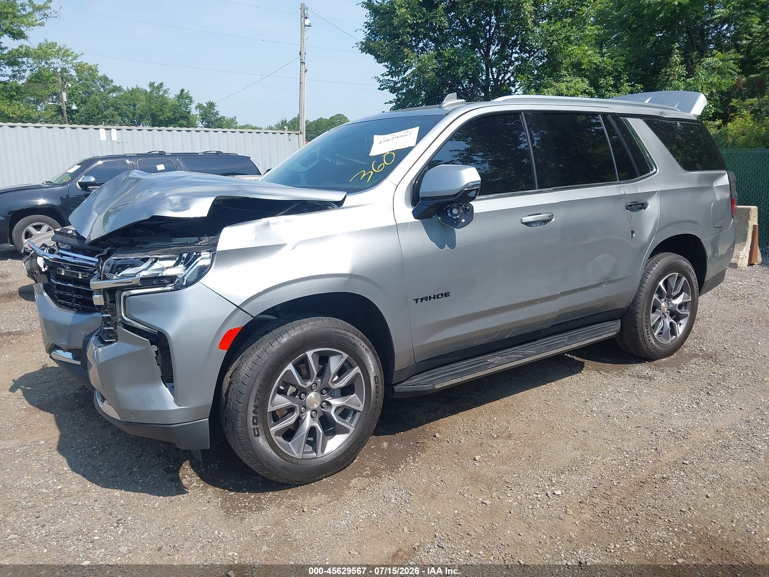 2024 CHEVROLET TAHOE 4WD LT — I2