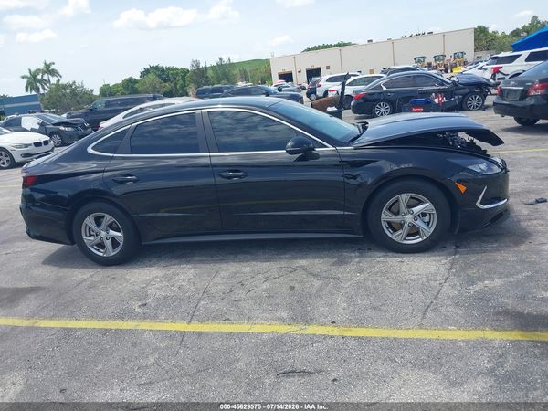 2023 HYUNDAI SONATA SE
