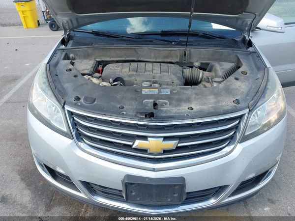 2016 CHEVROLET TRAVERSE LT — I10