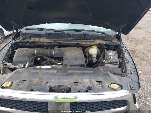 2017 RAM 1500 SLT  4X4 6'4 BOX