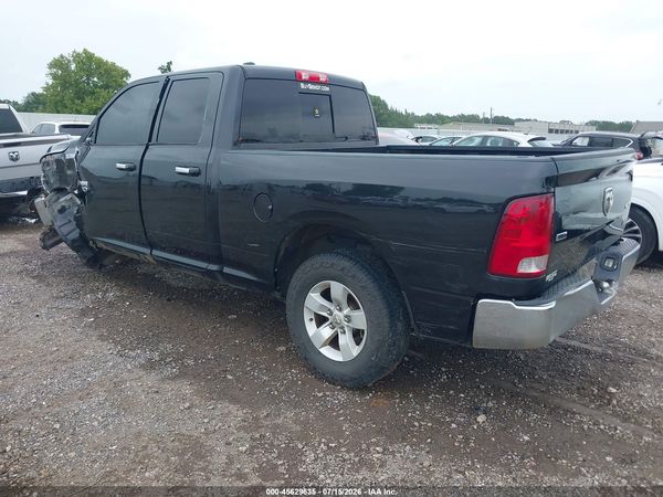 2017 RAM 1500 SLT  4X4 6'4 BOX