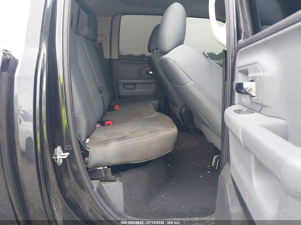 2017 RAM 1500 SLT  4X4 6'4 BOX