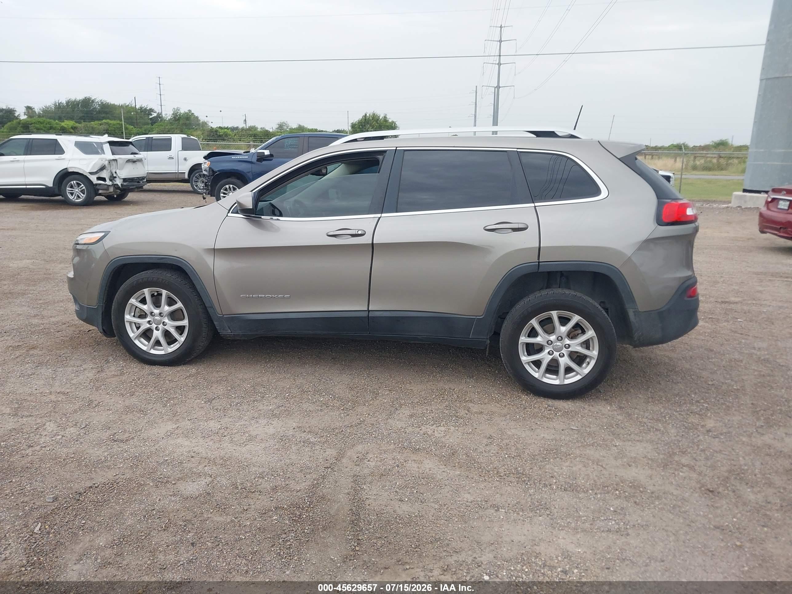 2017 JEEP CHEROKEE LATITUDE