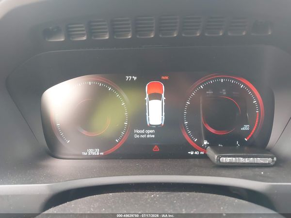 2018 VOLVO XC90 T6 MOMENTUM