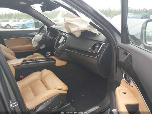 2018 VOLVO XC90 T6 MOMENTUM
