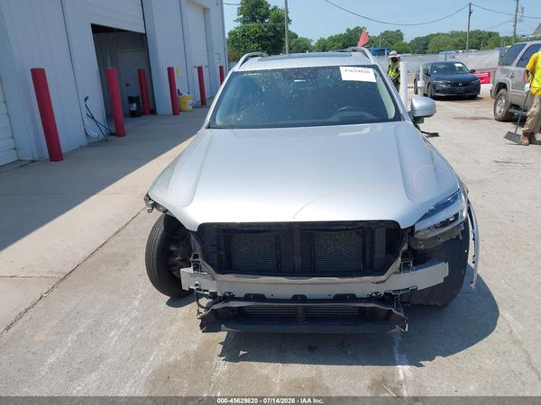 2019 VOLVO XC90 T6 MOMENTUM
