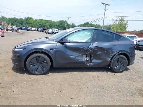 2026 TESLA MODEL Y