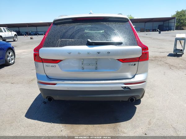 2018 VOLVO XC60 T6 MOMENTUM