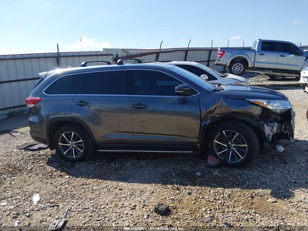 2018 TOYOTA HIGHLANDER XLE