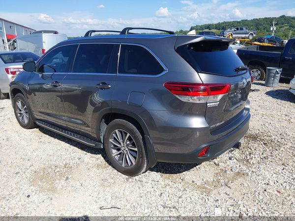 2018 TOYOTA HIGHLANDER XLE