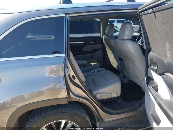 2018 TOYOTA HIGHLANDER XLE
